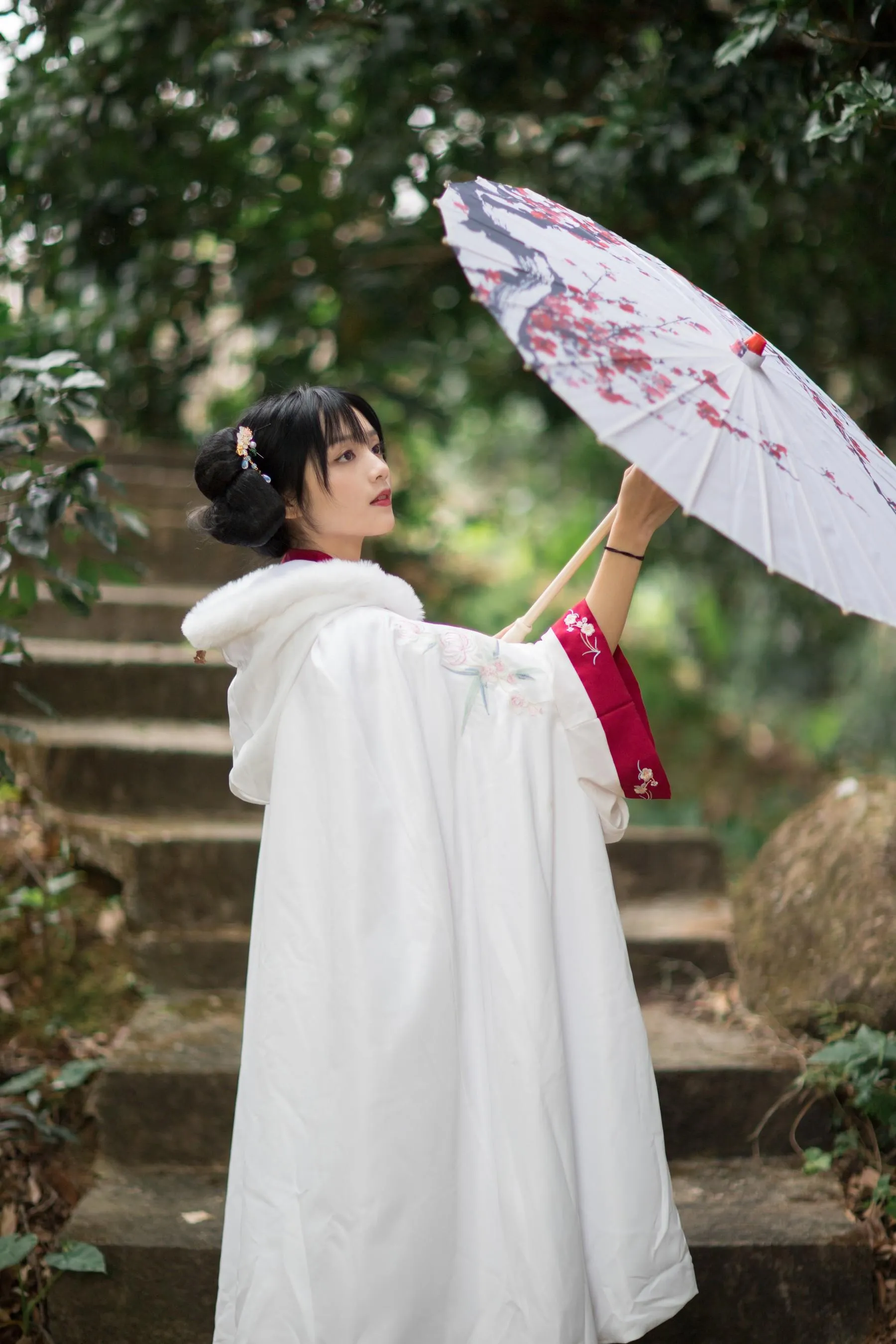 [YITUYU艺图语]2021.10.19 红昭愿 雨文 [23P]插图
